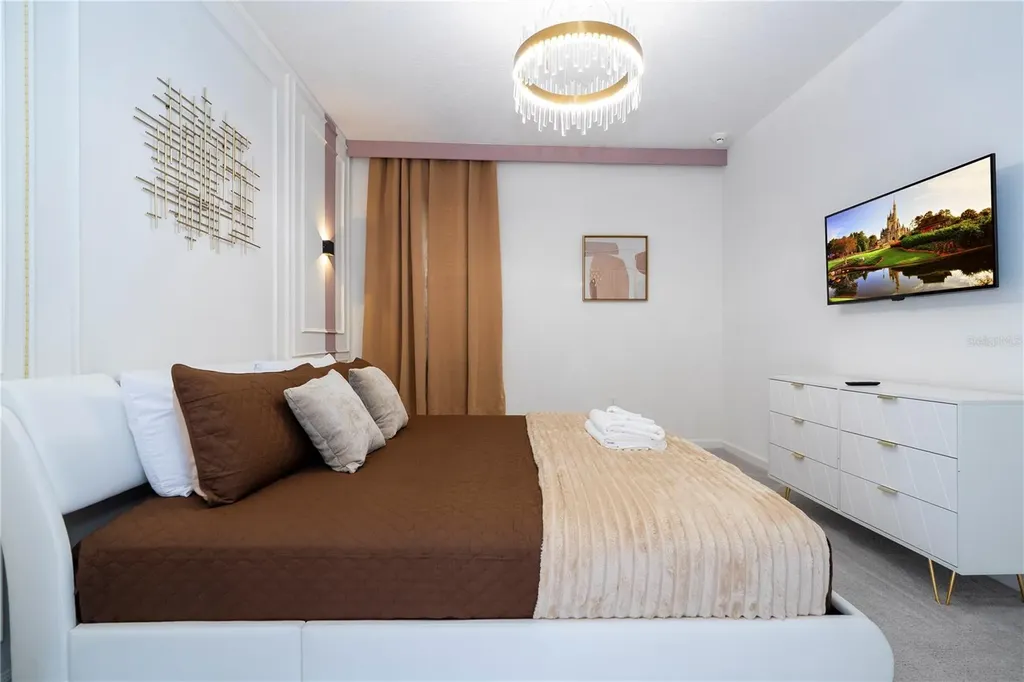 2512 Shanti Drive Kissimmee FL 34746