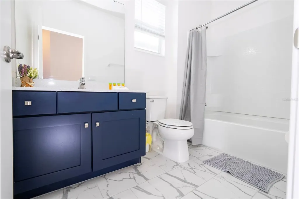 2512 Shanti Drive Kissimmee FL 34746