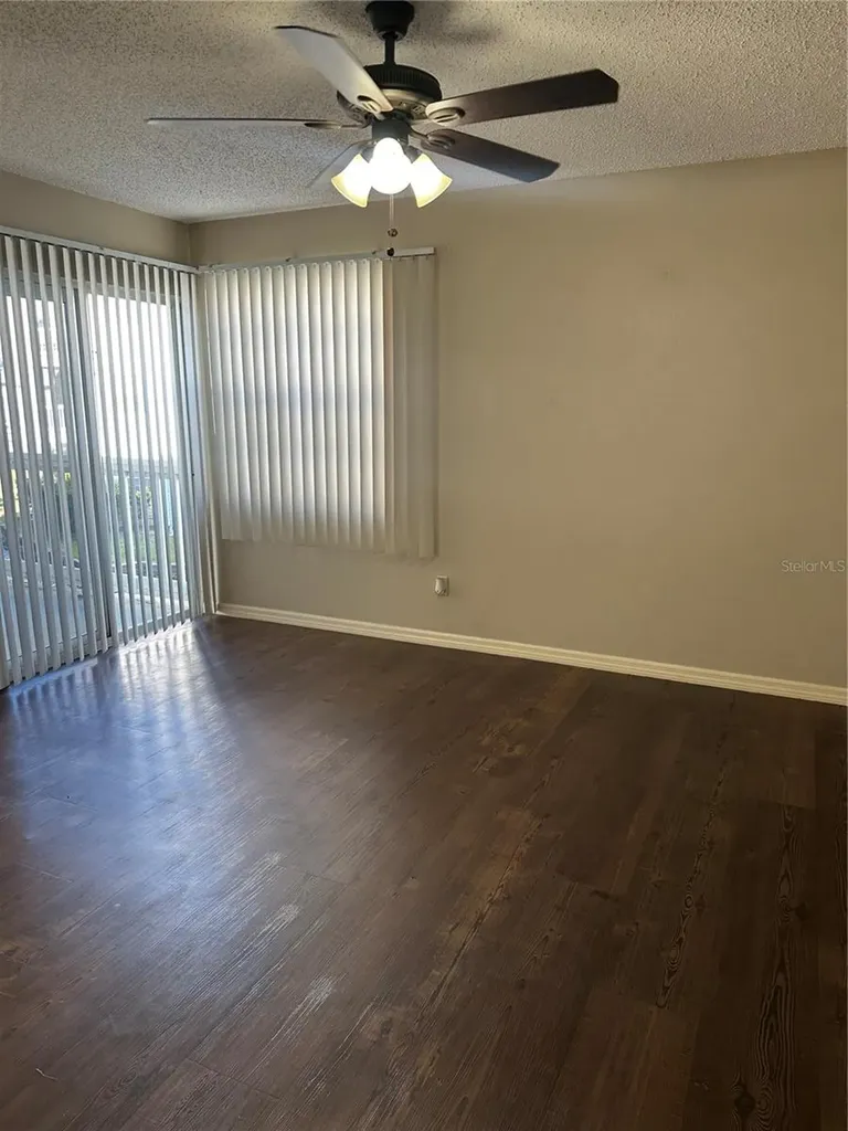 6810 Stones Throw Circle N St Petersburg FL 33710