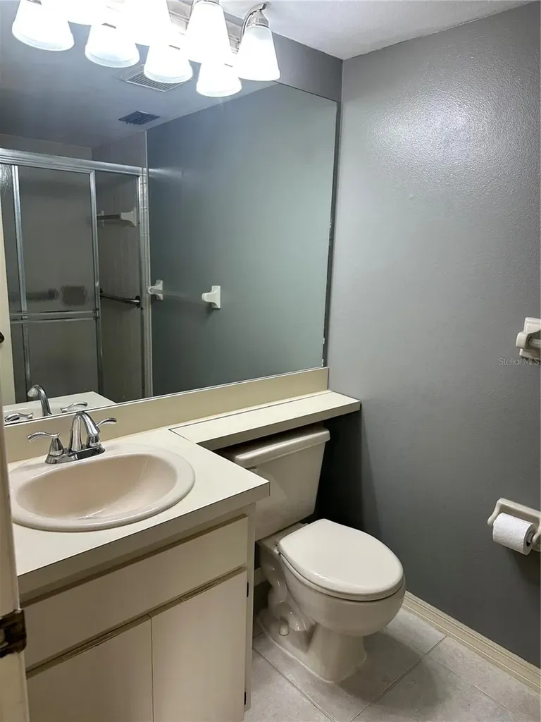 6810 Stones Throw Circle N St Petersburg FL 33710