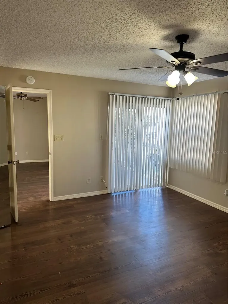 6810 Stones Throw Circle N St Petersburg FL 33710
