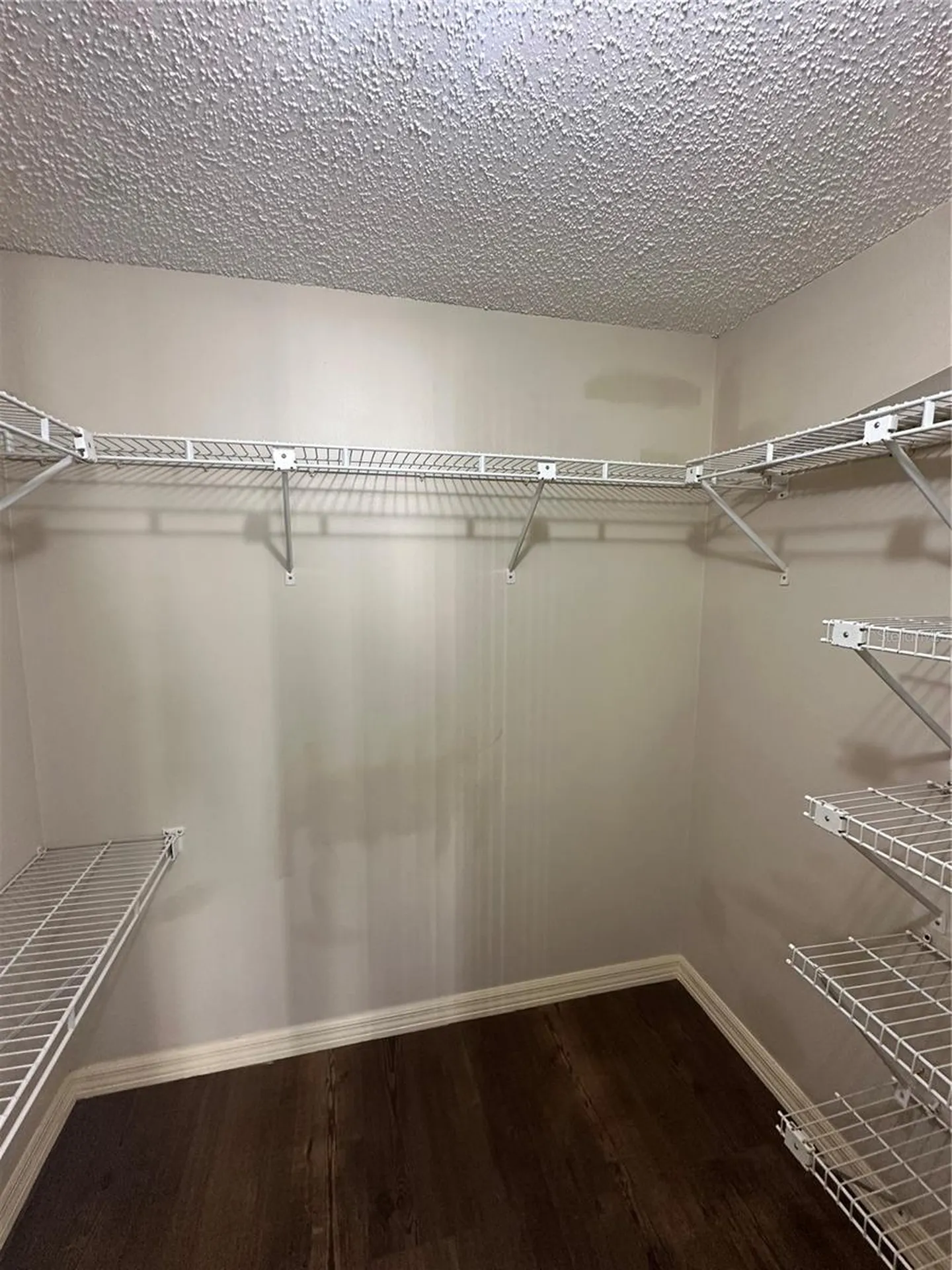 6810 Stones Throw Circle N St Petersburg FL 33710