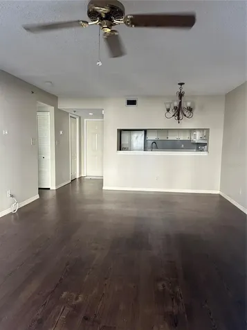 6810 Stones Throw Circle N St Petersburg FL 33710
