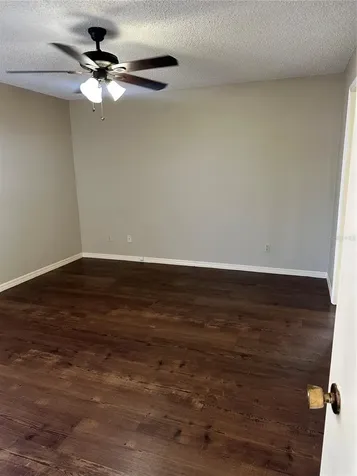 6810 Stones Throw Circle N St Petersburg FL 33710