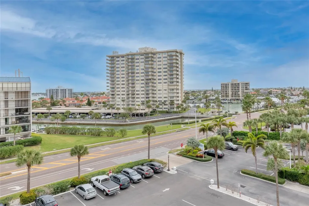 1582 Gulf Boulevard Clearwater FL 33767