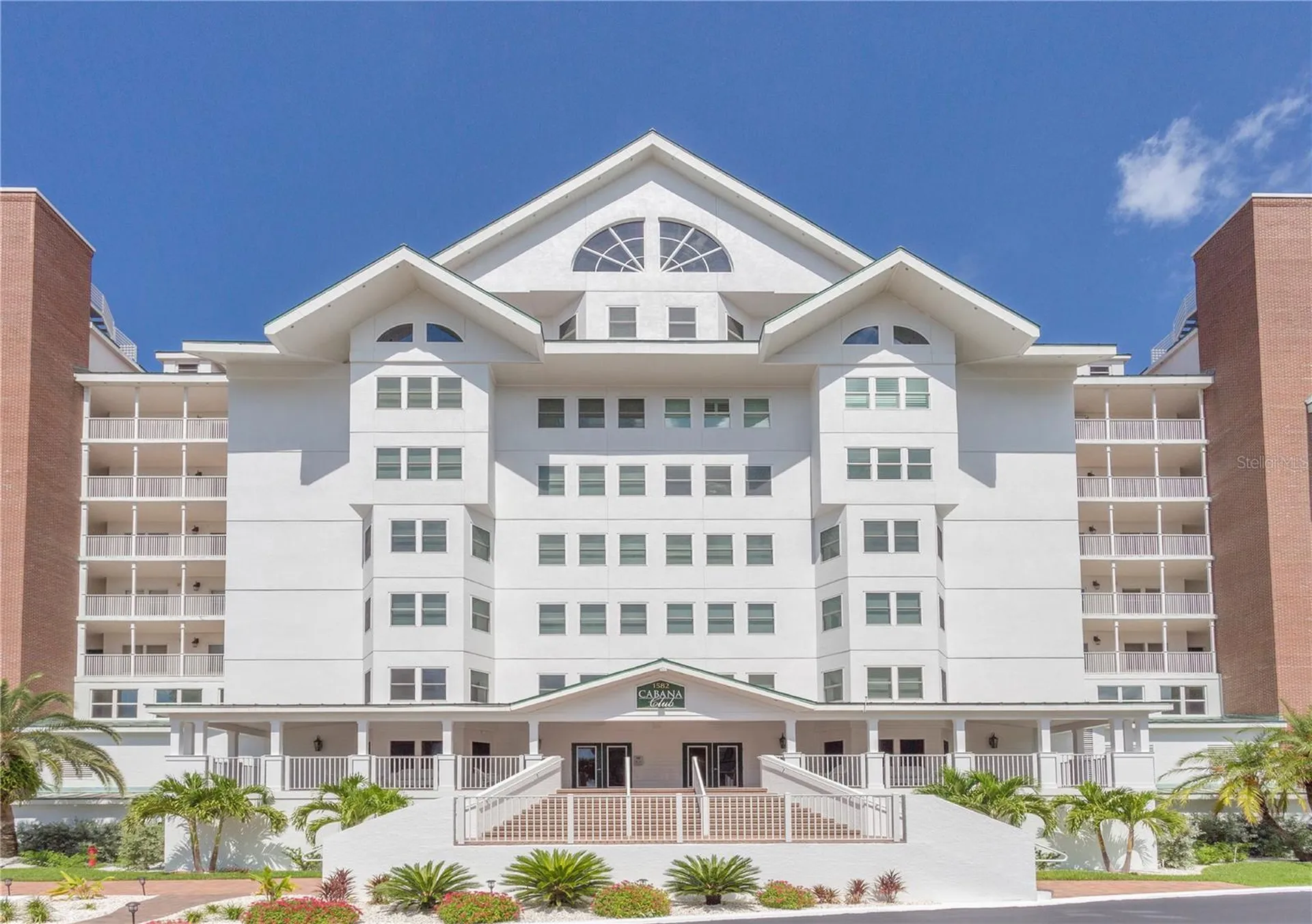 1582 Gulf Boulevard Clearwater FL 33767