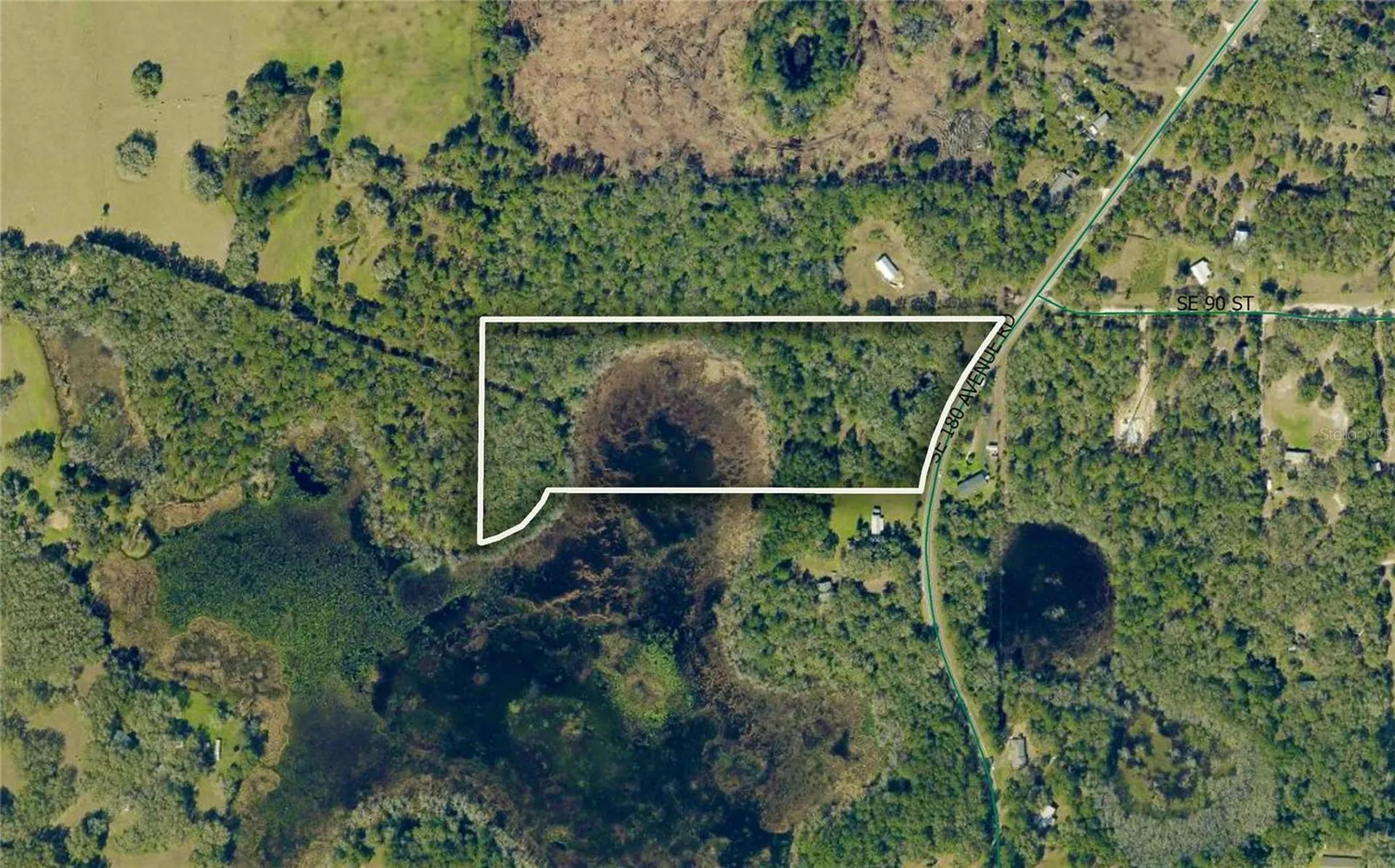 9022 SE 180th Avenue Road Ocklawaha FL 32179
