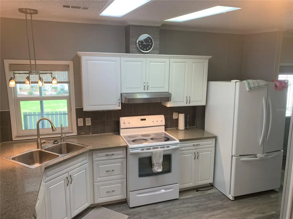 4995 Mount Olive Shores Drive Polk City FL 33868