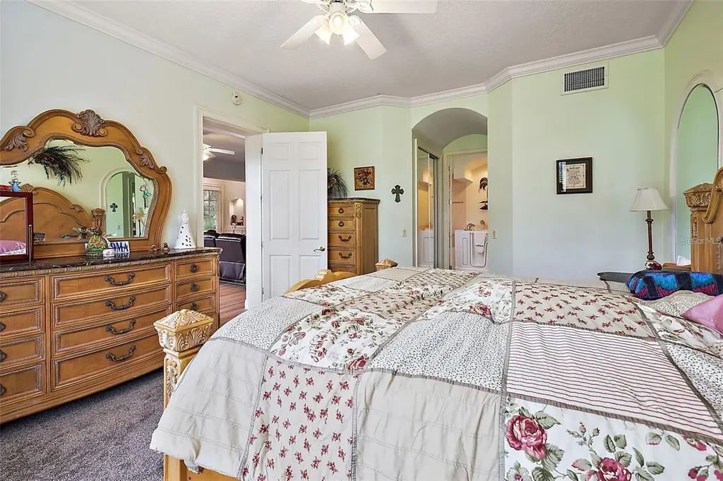 802 Camino Real Boulevard Howey In The Hills FL 34737