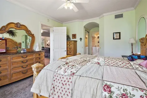 802 Camino Real Boulevard Howey In The Hills FL 34737