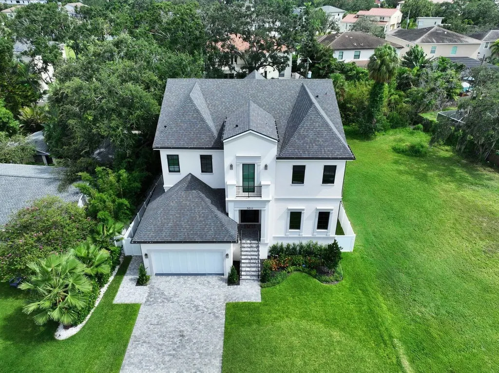 5011 W Dickens Avenue Tampa FL 33629