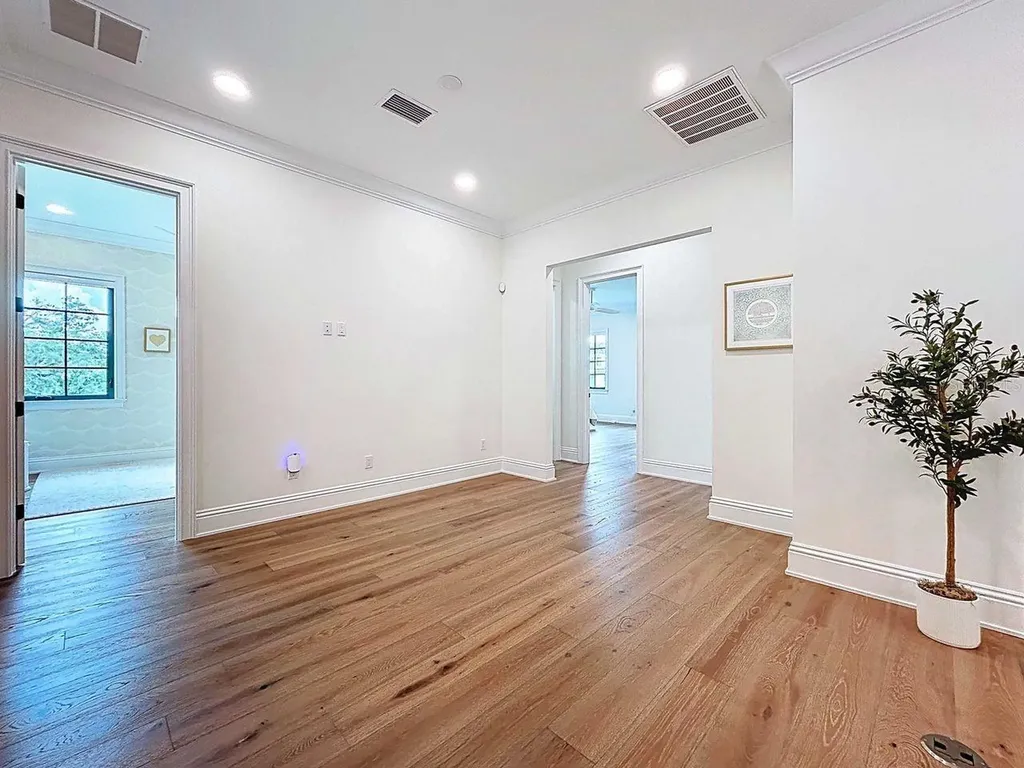 5011 W Dickens Avenue Tampa FL 33629