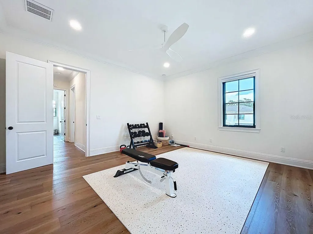 5011 W Dickens Avenue Tampa FL 33629