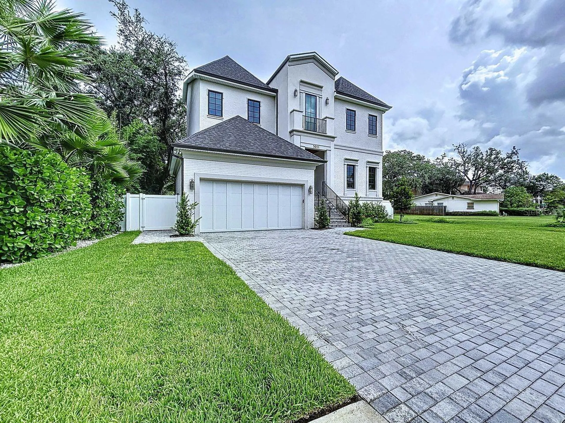 5011 W Dickens Avenue Tampa FL 33629