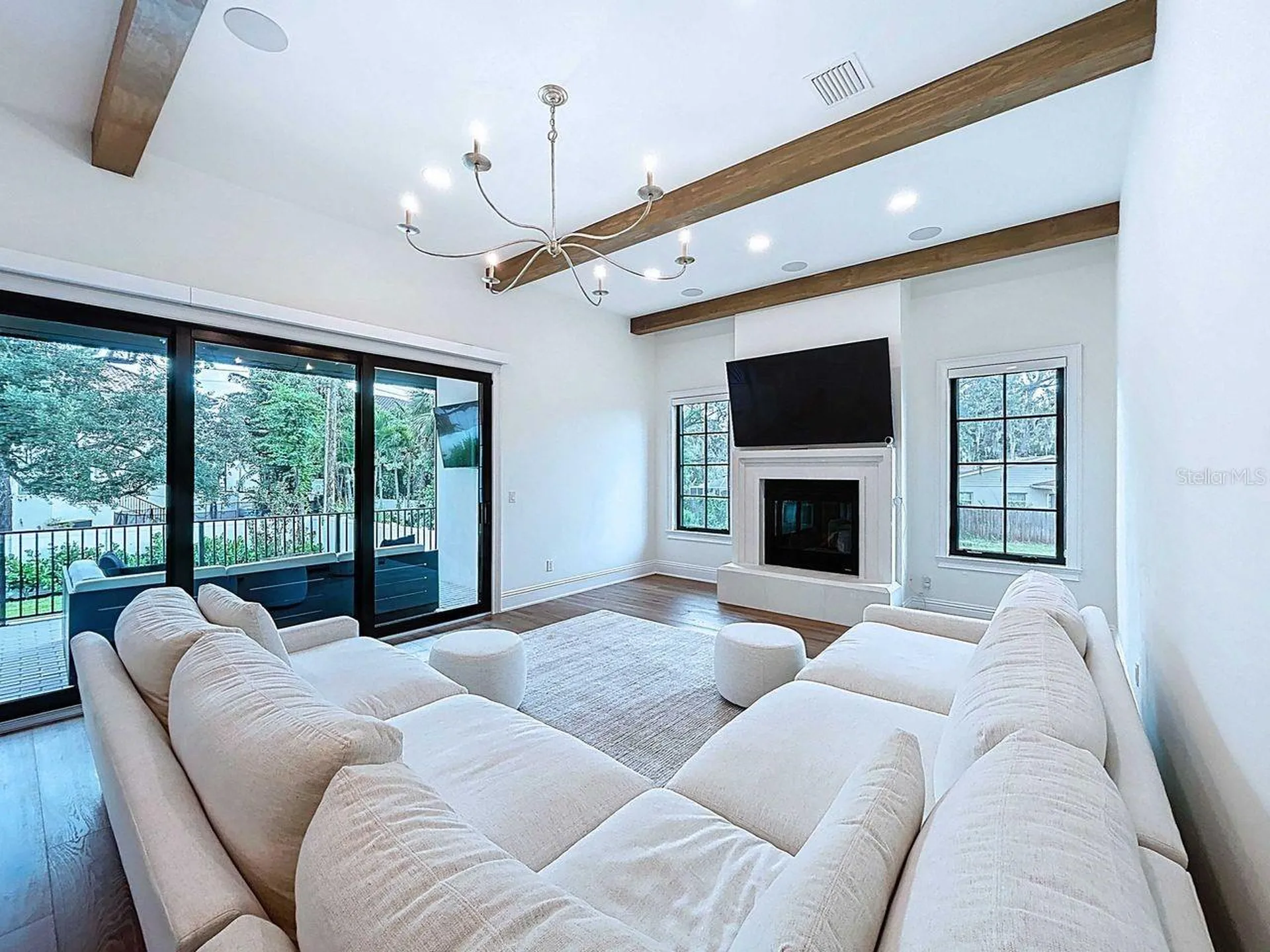 5011 W Dickens Avenue Tampa FL 33629