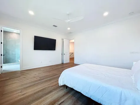 5011 W Dickens Avenue Tampa FL 33629