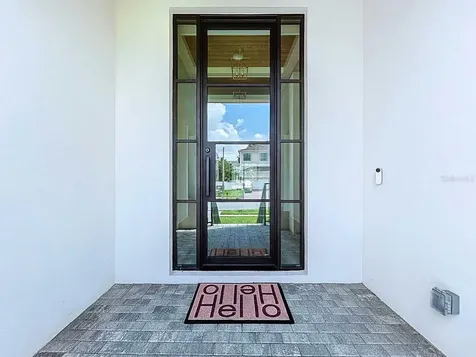 5011 W Dickens Avenue Tampa FL 33629
