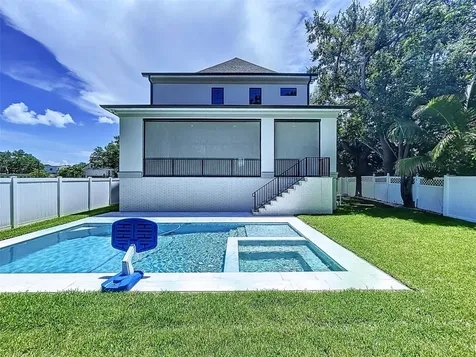 5011 W Dickens Avenue Tampa FL 33629