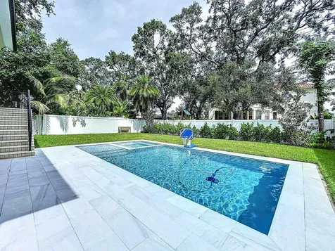 5011 W Dickens Avenue Tampa FL 33629