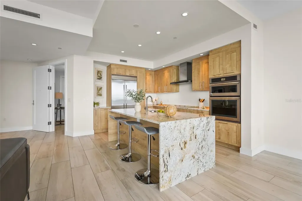 1155 N Gulfstream Avenue Sarasota FL 34236