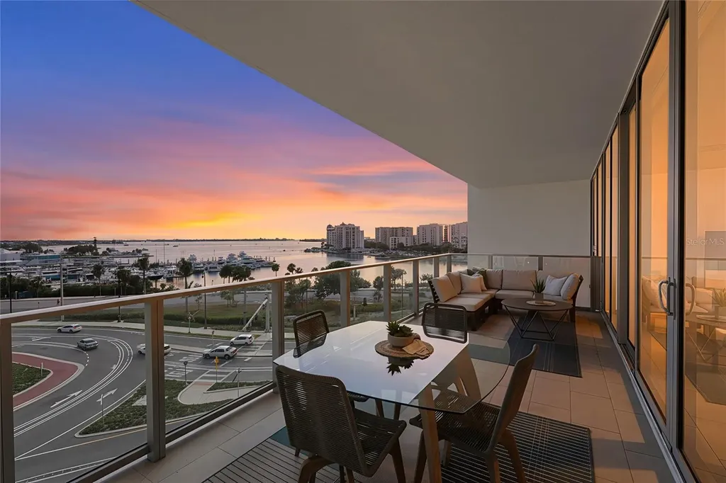 1155 N Gulfstream Avenue Sarasota FL 34236