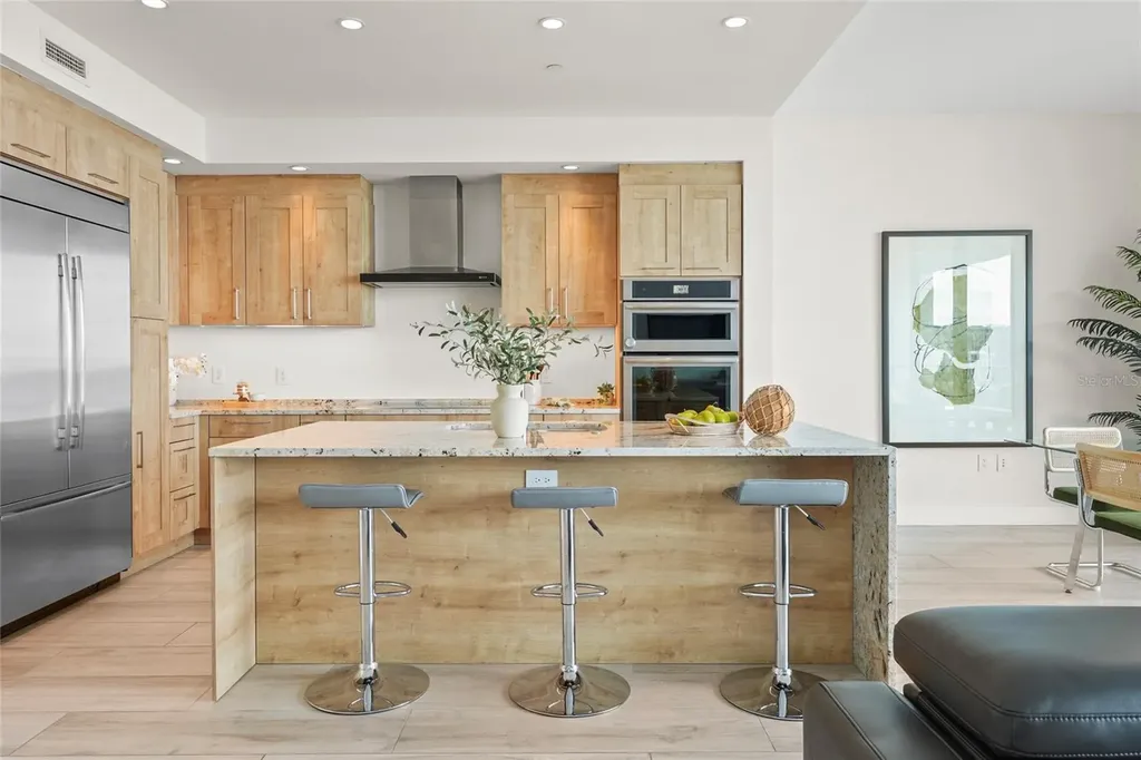 1155 N Gulfstream Avenue Sarasota FL 34236