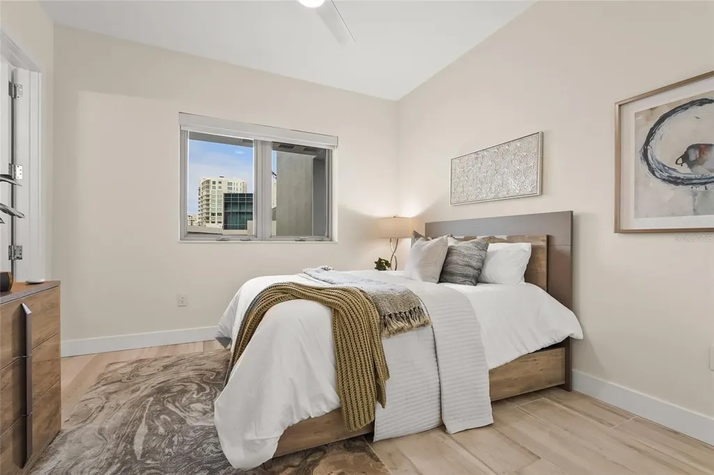 1155 N Gulfstream Avenue Sarasota FL 34236