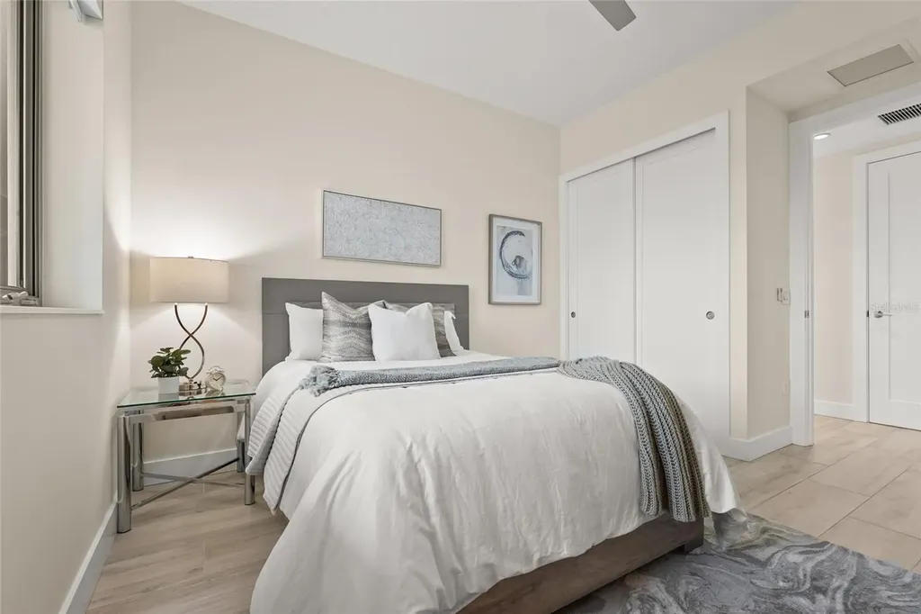 1155 N Gulfstream Avenue Sarasota FL 34236