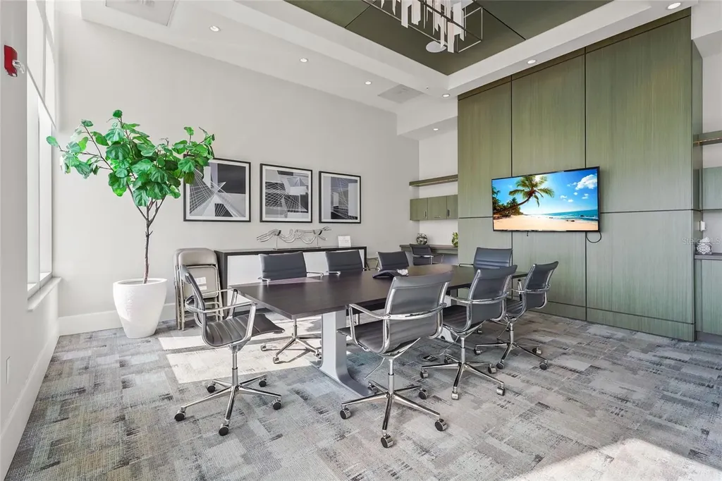 1155 N Gulfstream Avenue Sarasota FL 34236