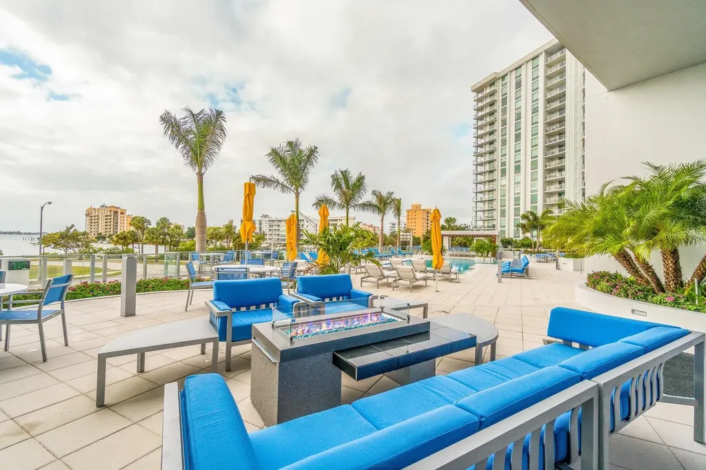 1155 N Gulfstream Avenue Sarasota FL 34236