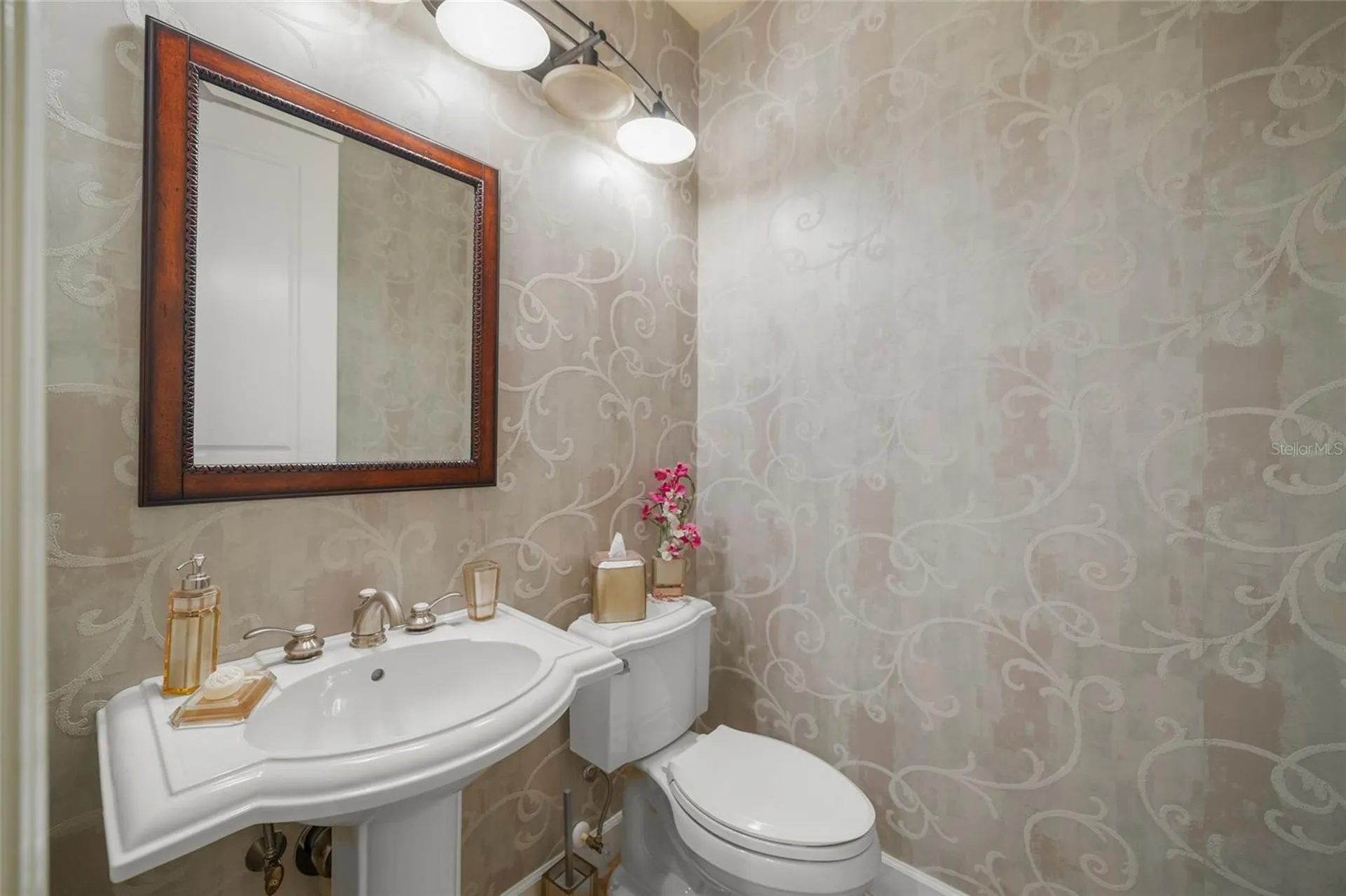 3087 Dick Wilson Drive Sarasota FL 34240