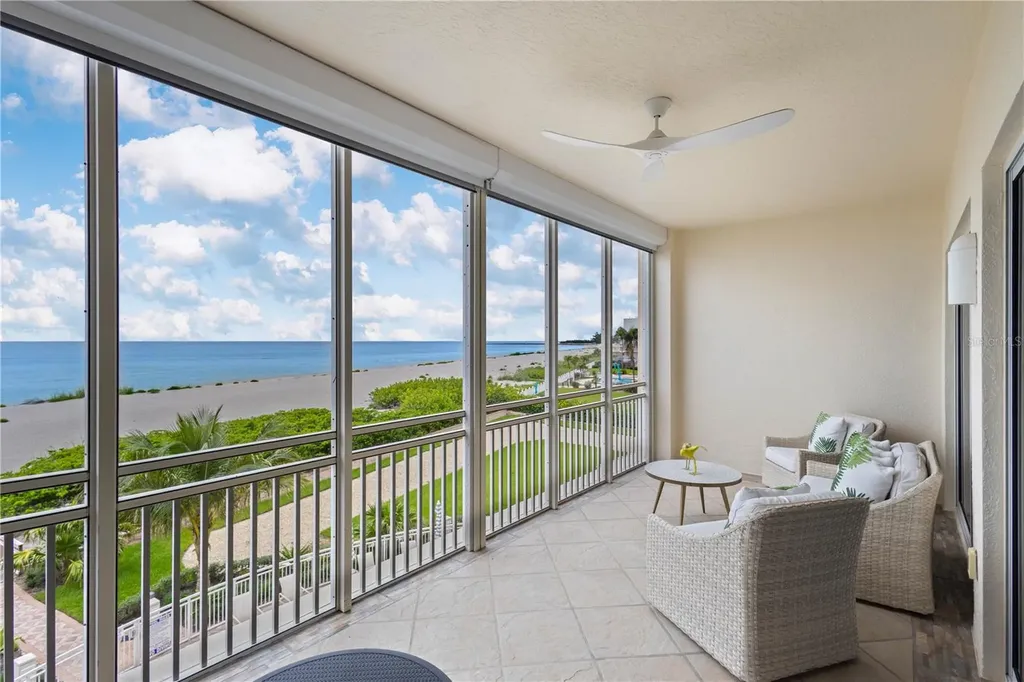 811 The Esplanade N Venice FL 34285