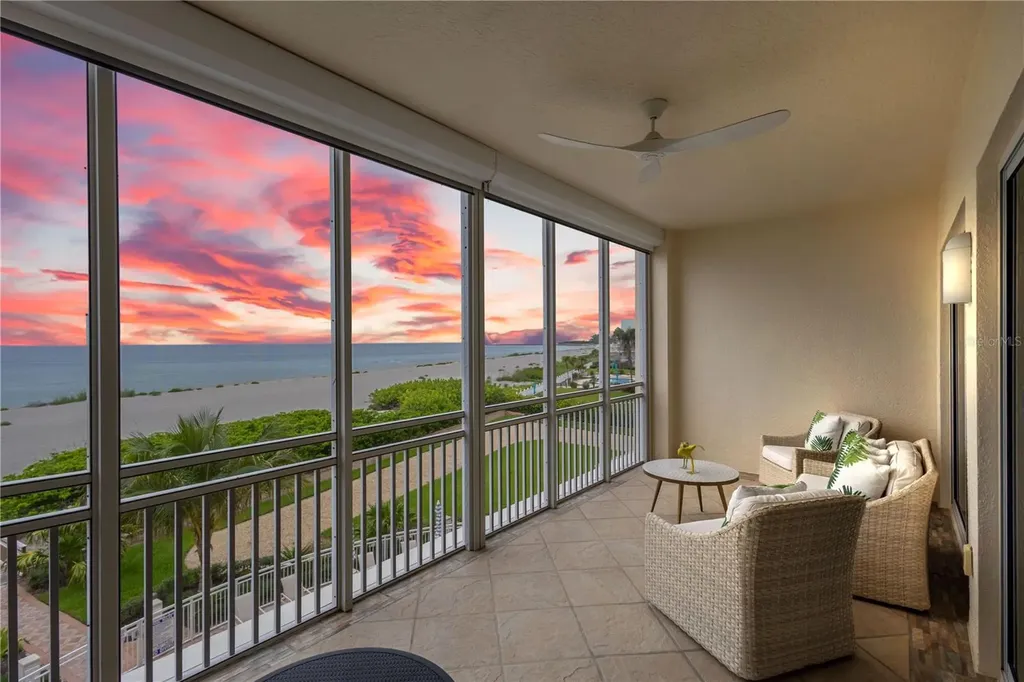 811 The Esplanade N Venice FL 34285