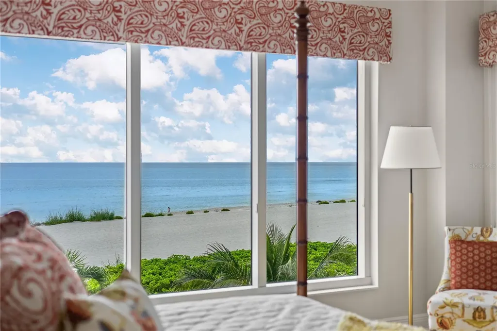 811 The Esplanade N Venice FL 34285