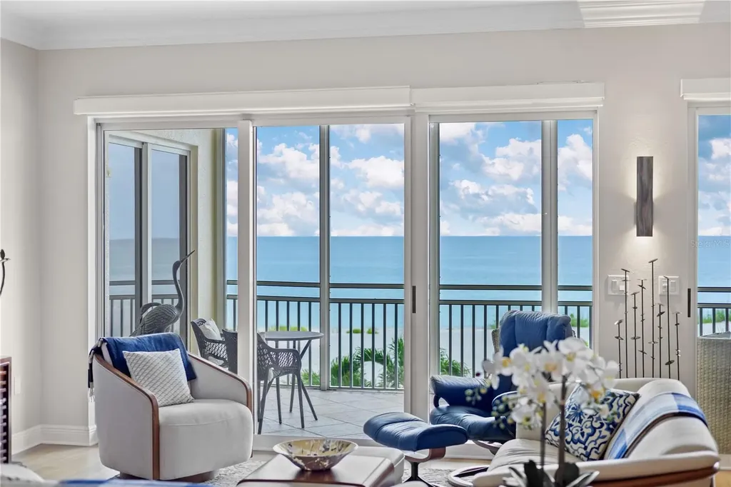 811 The Esplanade N Venice FL 34285