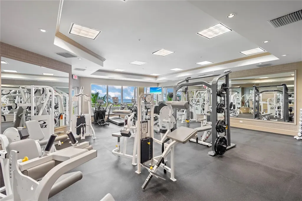 811 The Esplanade N Venice FL 34285