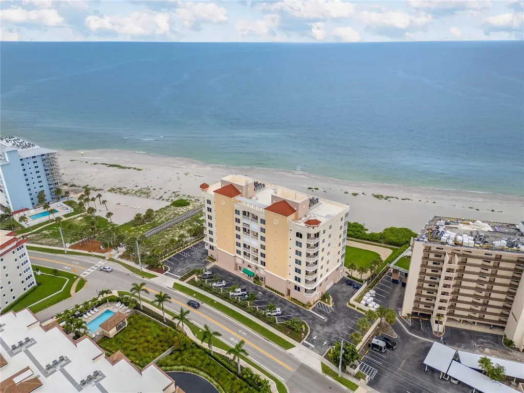811 The Esplanade N Venice FL 34285