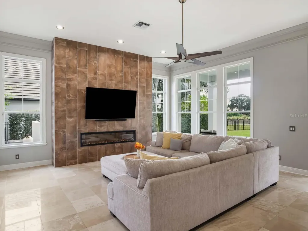 9840 Covent Garden Drive Orlando FL 32827