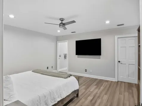 9840 Covent Garden Drive Orlando FL 32827