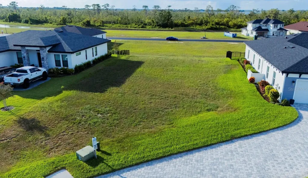 338 Spinnaker Court Auburndale FL 33823