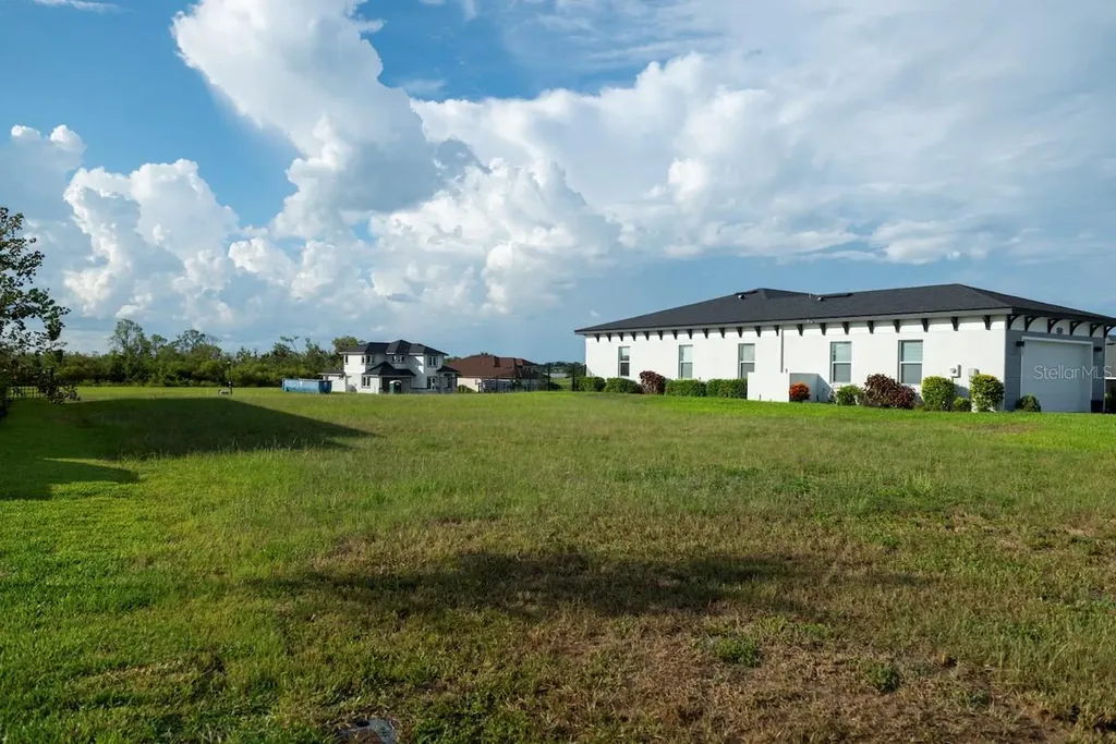 338 Spinnaker Court Auburndale FL 33823