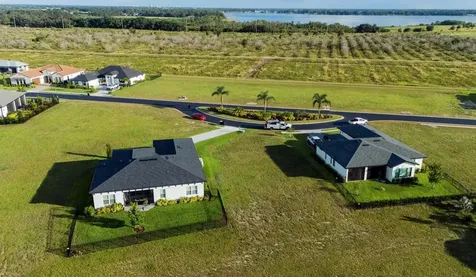 338 Spinnaker Court Auburndale FL 33823