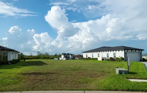 338 Spinnaker Court Auburndale FL 33823