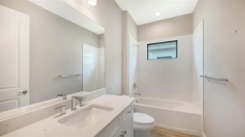 6568 Big Bayou Drive Sarasota FL 34241