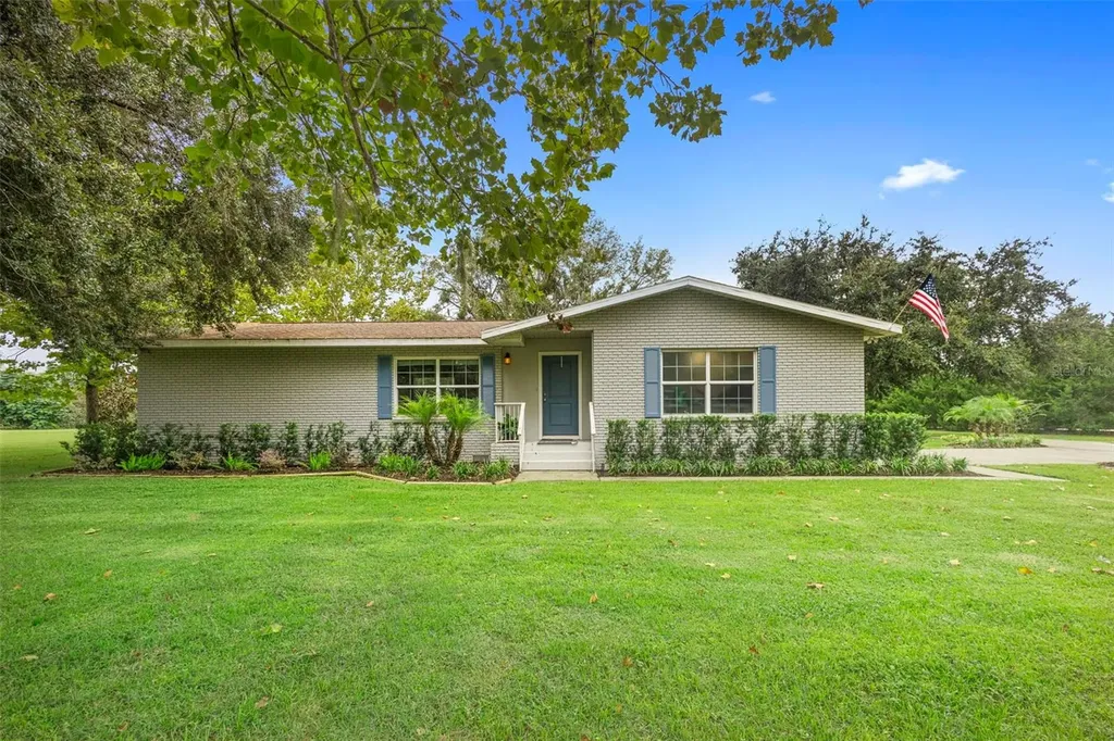 20018 Bill Collins Road Eustis FL 32736