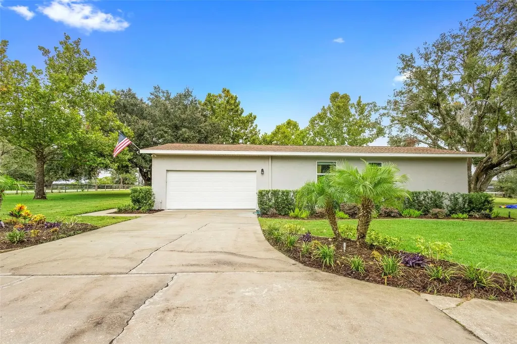20018 Bill Collins Road Eustis FL 32736