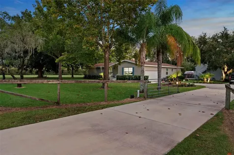 20018 Bill Collins Road Eustis FL 32736