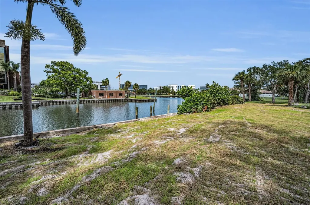 56 Sandpiper Road Tampa FL 33609