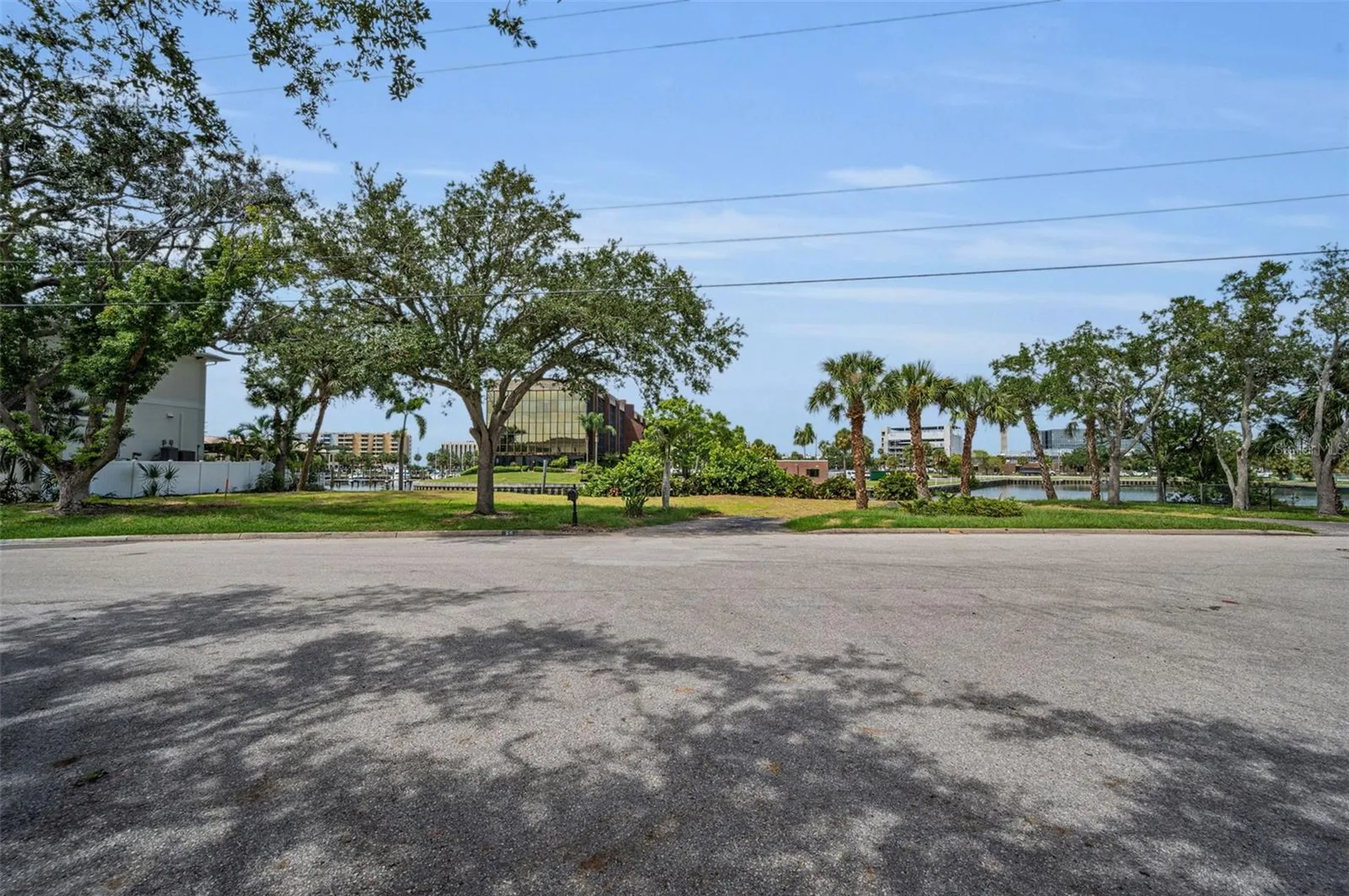 56 Sandpiper Road Tampa FL 33609