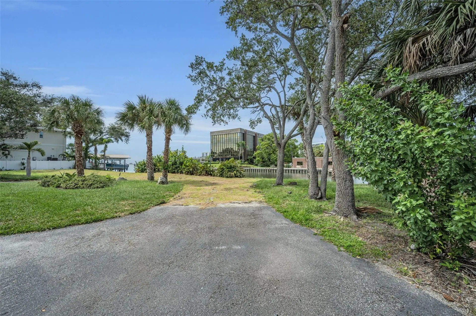 56 Sandpiper Road Tampa FL 33609